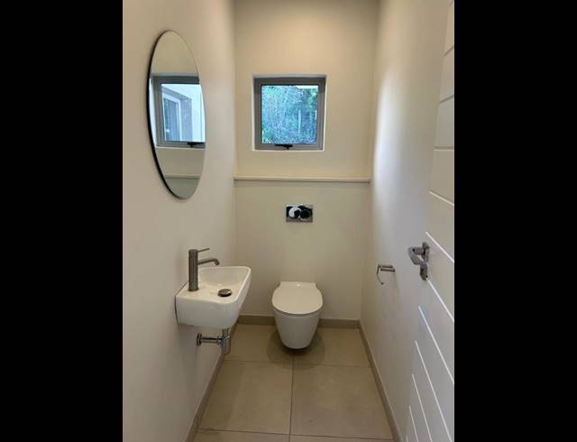 4 BEDROOM HOUSE FOR SALE IN ZINI RIVER ESTATE